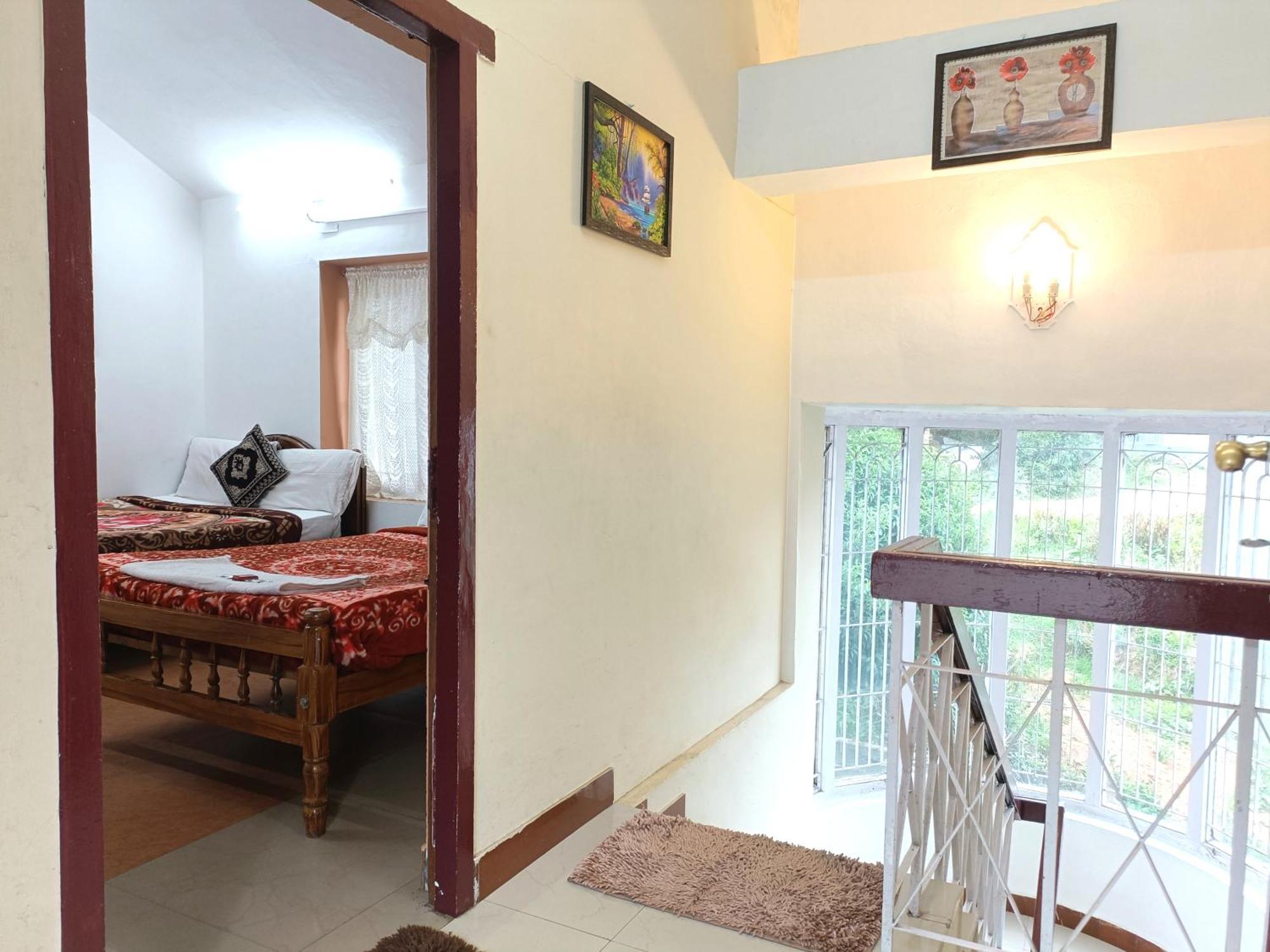 Queens Cottage - Individual Cottage ウーティ エクステリア 写真
